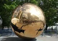 Полый шар из латуни полированный (198296) производство - сфера арт-объект ø 1000 мм. пустотелая  в Красноярске
