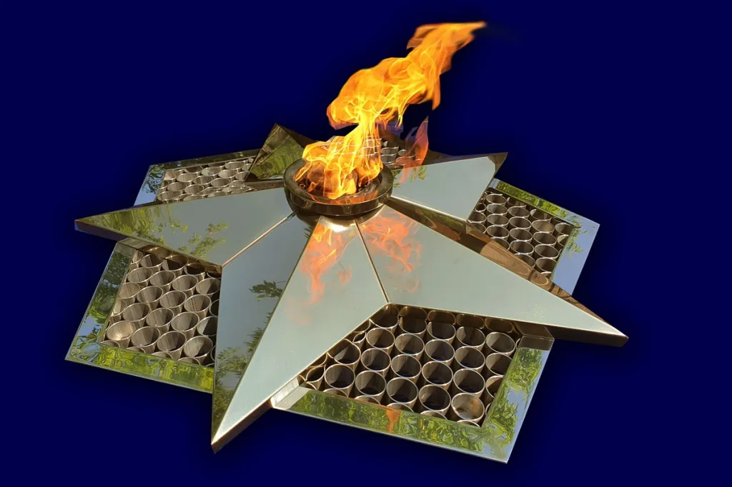 Вечный огонь звезда с газовой в Красноярске 